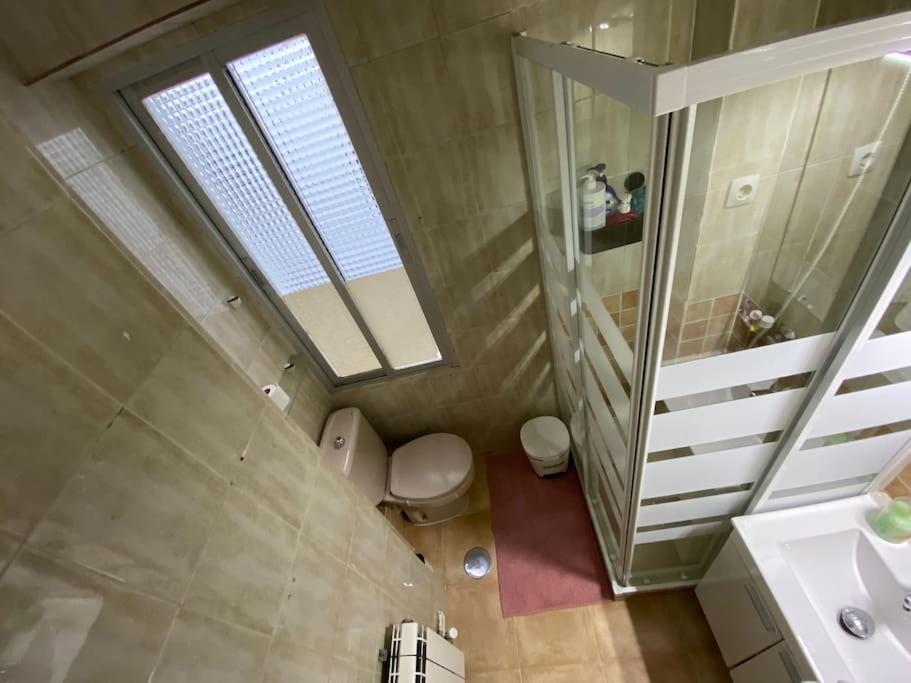 Habitacion Interior En Madrid Esterno foto
